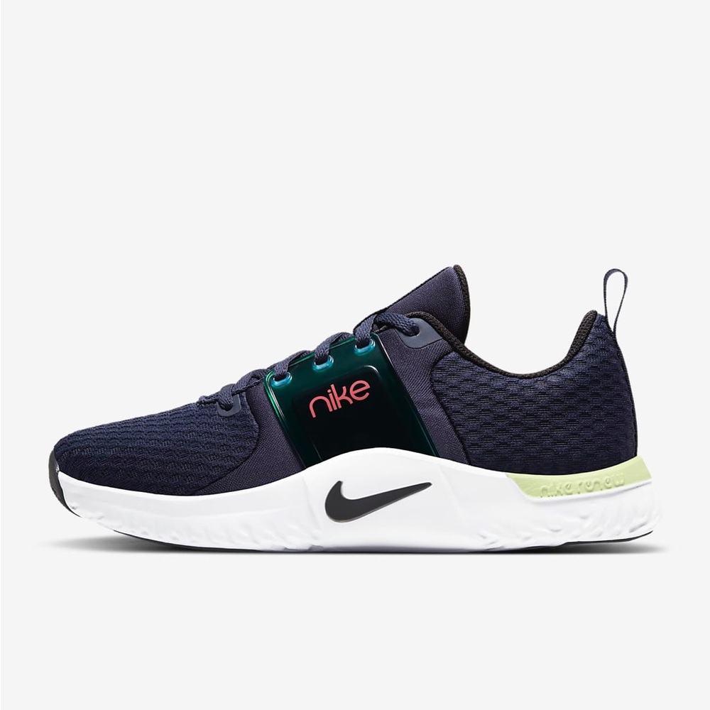 Nike Renew TR 10 Athletic Shoe